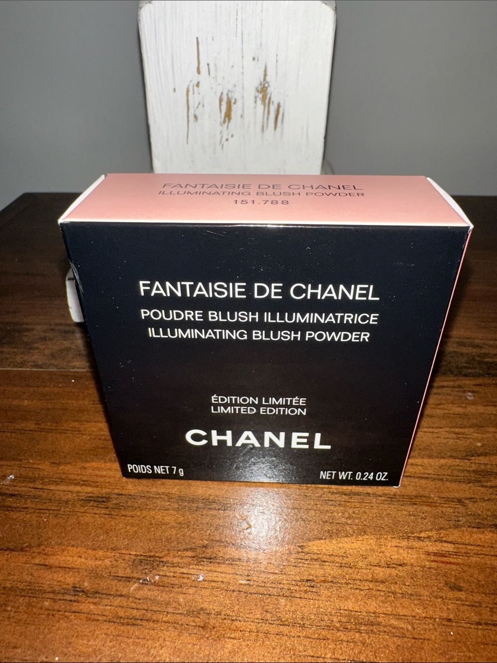 NEW Chanel Limited Edition Illuminating Blush Powder - Fantasie De Chanel